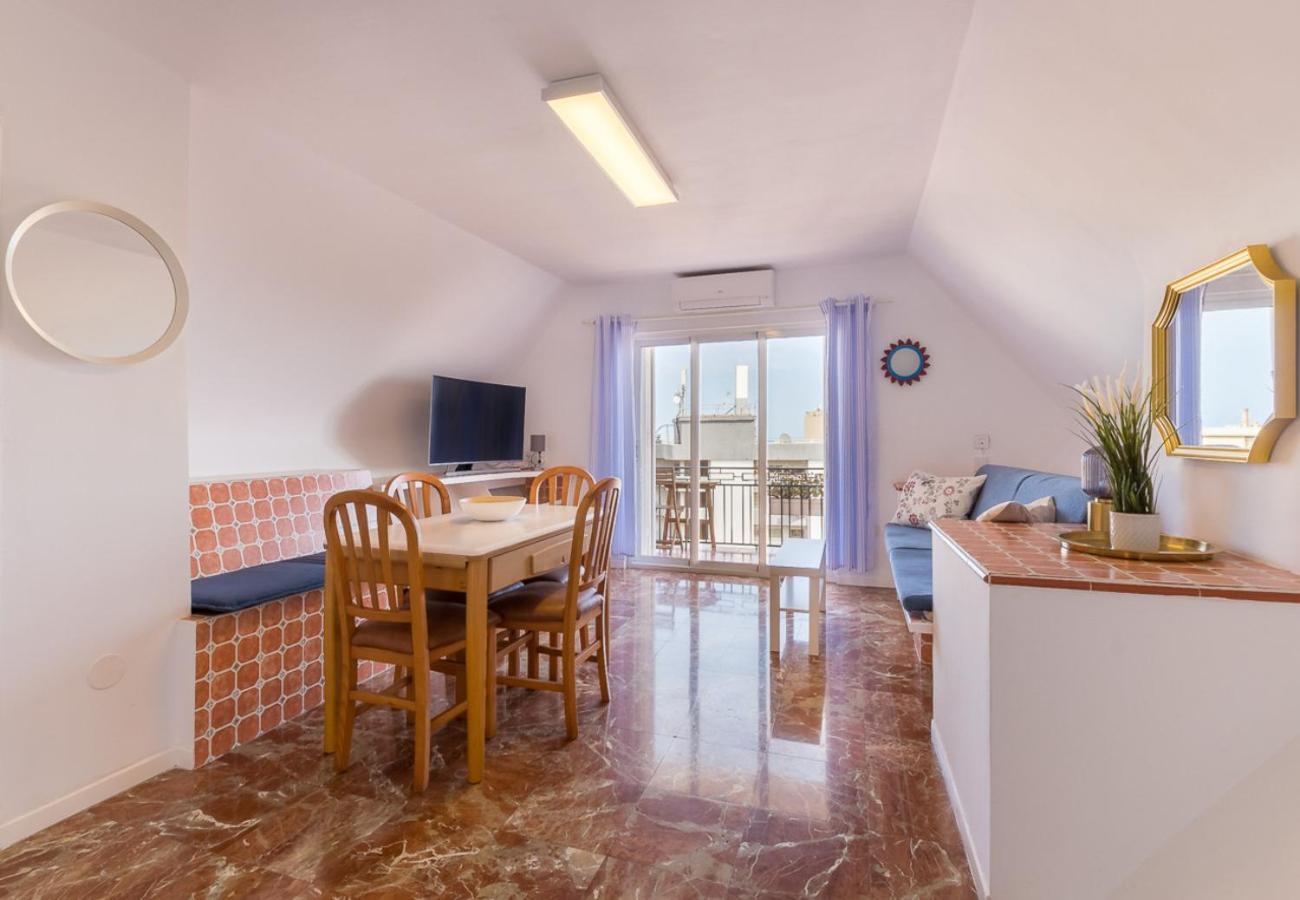 Reformado Apartamento En El Centro Con Vista Al Mar Torremolinos Dış mekan fotoğraf